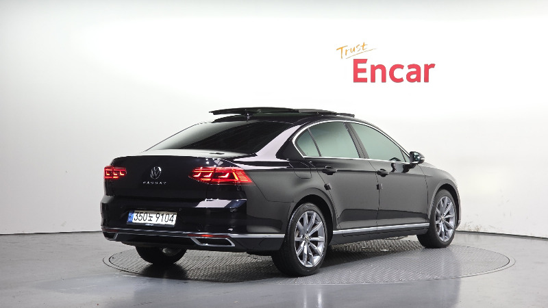 car Volkswagen Passat id60662 photo #2