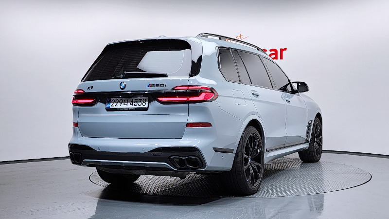 car BMW X7 id60669 photo #2