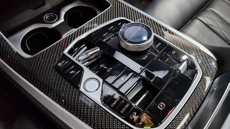 car BMW X7 id60669 photo #9