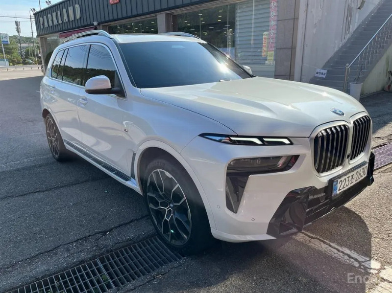 car BMW X7 id60713 photo #18