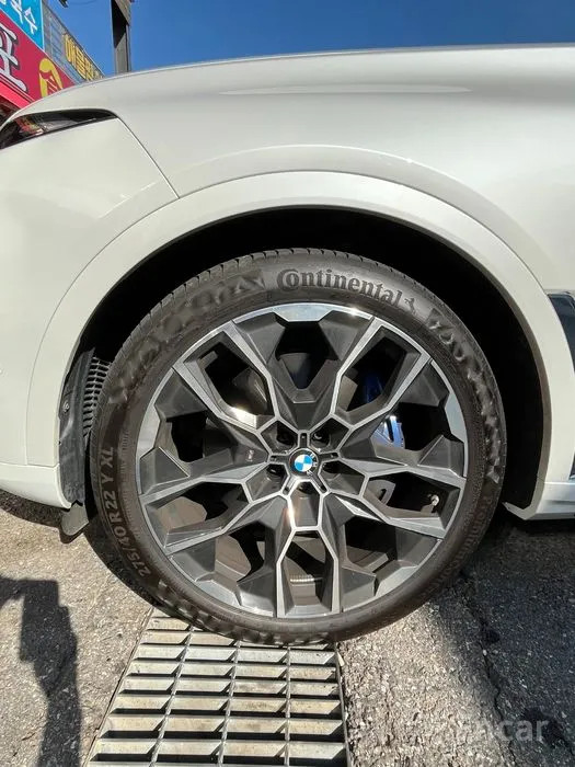 car BMW X7 id60713 photo #5