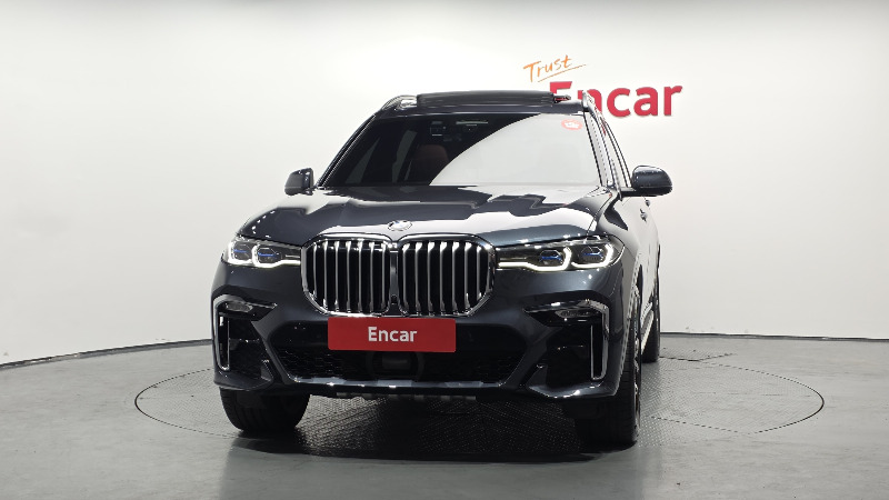 car BMW X7 id60727 photo #3