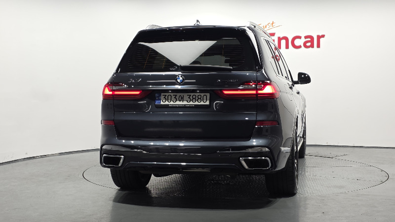car BMW X7 id60727 photo #4