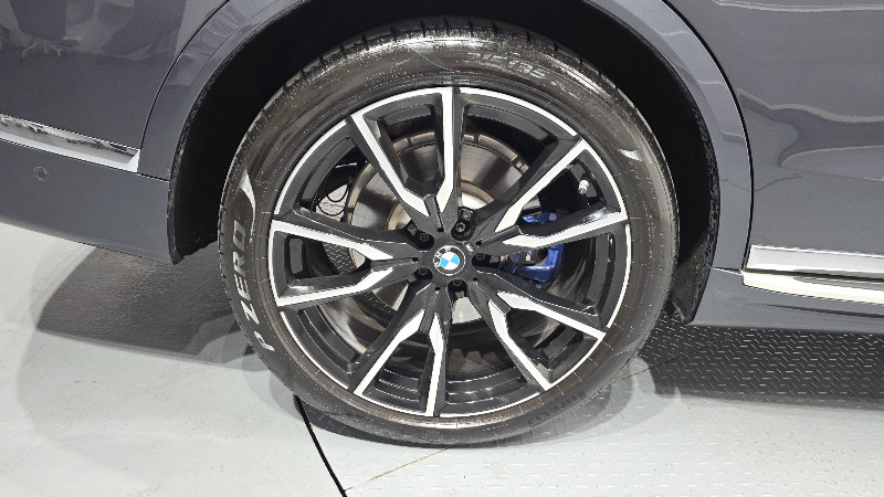 car BMW X7 id60727 photo #5