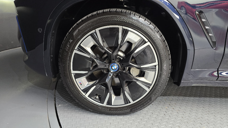 car BMW iX3 id60741 photo #5