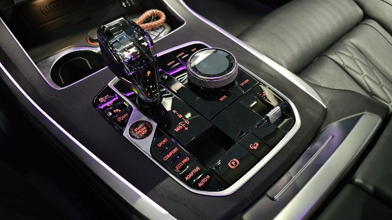 car BMW X7 id60743 photo #9