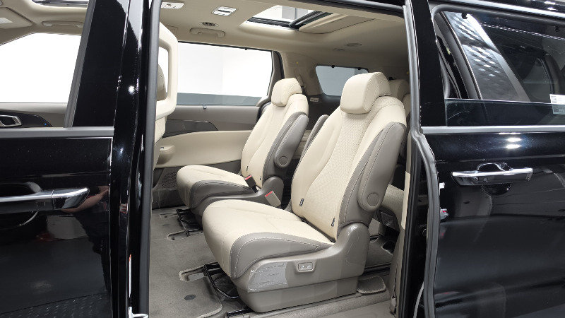 car KIA Carnival id60745 photo #12