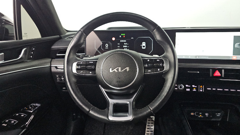 car KIA K5 id60802 photo #11