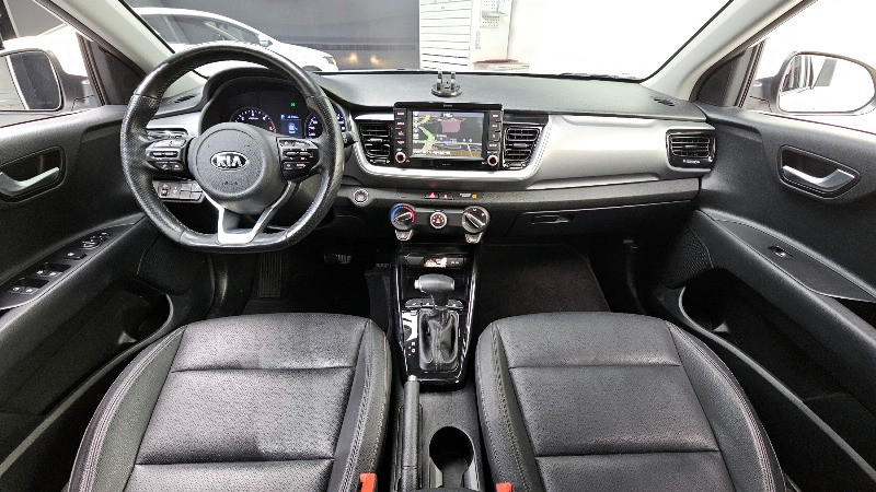 car KIA Stonic id60838 photo #7