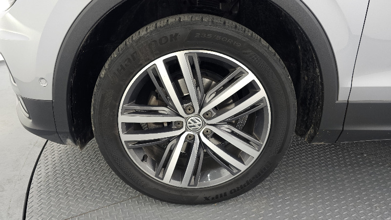 car Volkswagen Tiguan id60859 photo #5