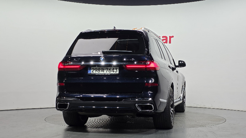 car BMW X7 id60861 photo #4