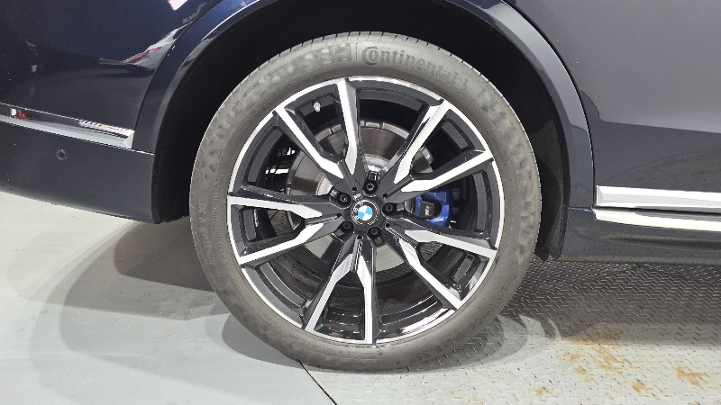 car BMW X7 id60861 photo #5