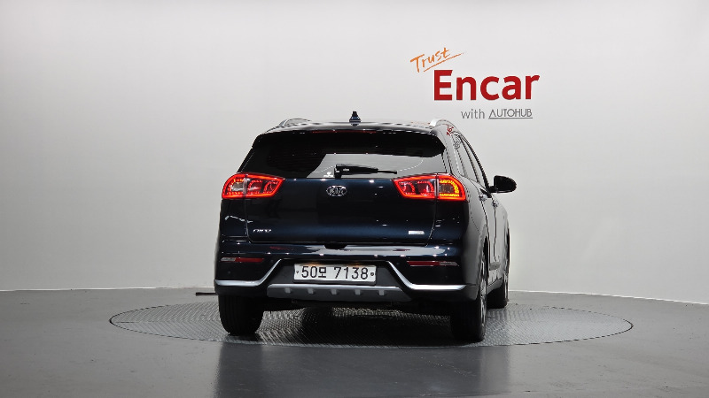 car KIA Niro id60909 photo #4