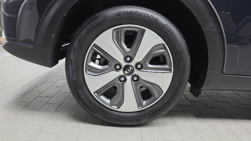 car KIA Niro id60909 photo #5