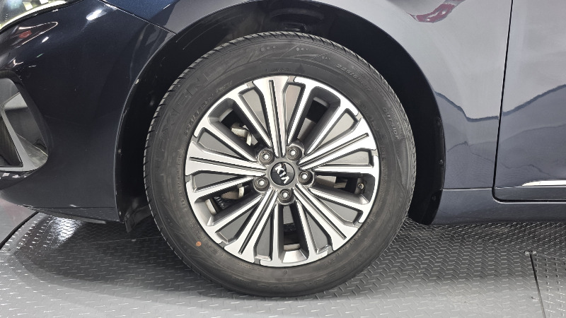 car KIA K7 id60936 photo #5