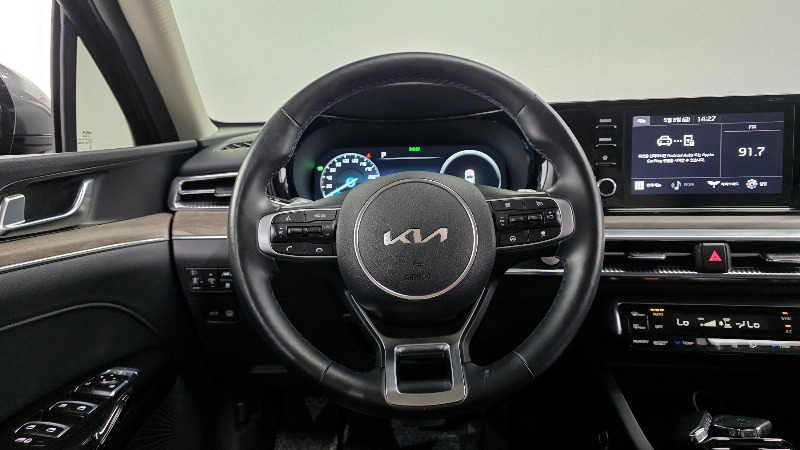 car KIA K5 id60944 photo #13