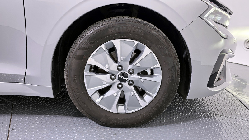 car KIA K5 id60946 photo #5
