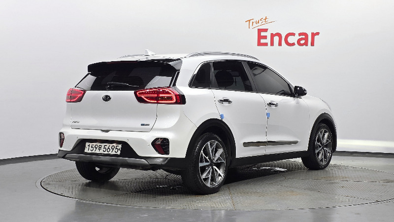 car KIA Niro id60948 photo #2