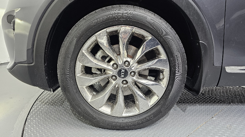 car KIA Sorento id60962 photo #5