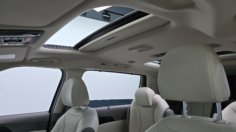 car KIA Carnival id61005 photo #17
