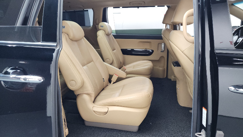 car KIA Carnival id61029 photo #11