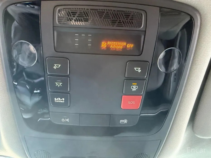 car KIA Carnival id61073 photo #16