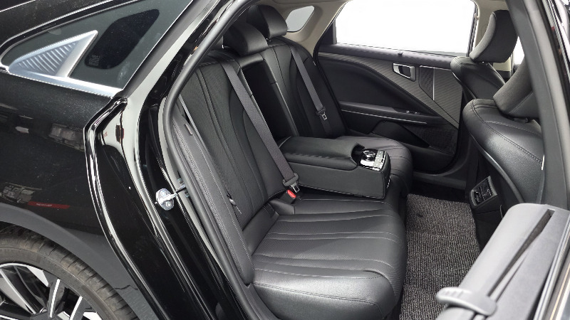 car KIA K8 id61097 photo #11