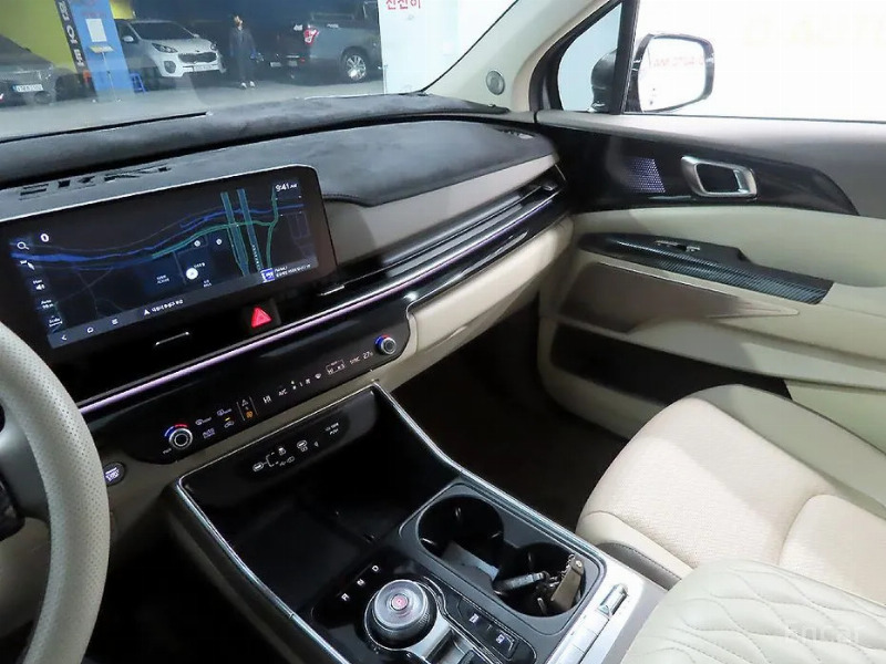 car KIA Carnival id61114 photo #12