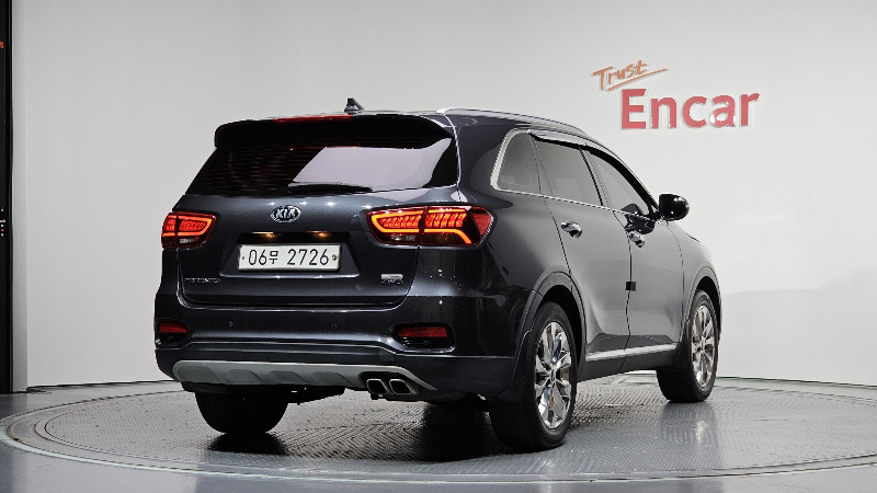 car KIA Sorento id61123 photo #2