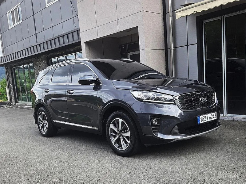 car KIA Sorento id61127 main photo
