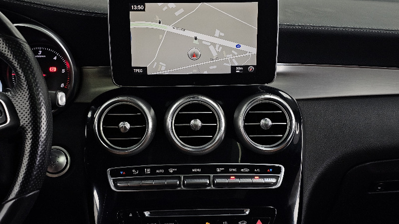 car Mercedes Benz GLC id61569 photo #14