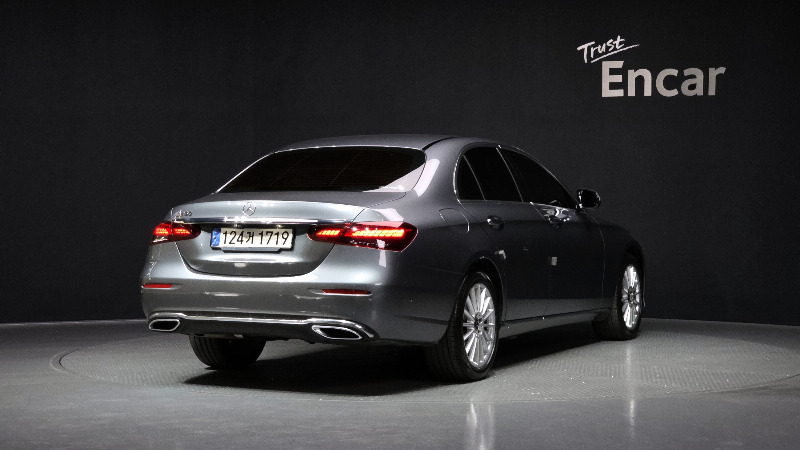 car Mercedes Benz E Class id61574 photo #2