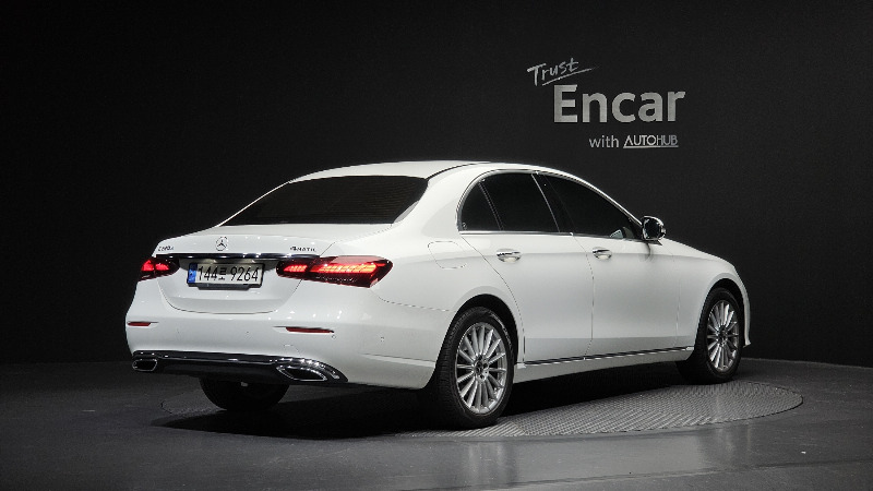 car Mercedes Benz E Class id61580 photo #2