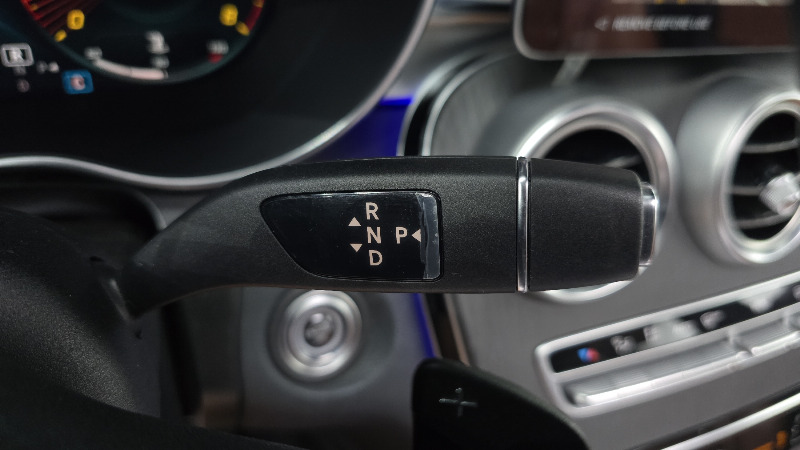 car Mercedes Benz GLC id61582 photo #9