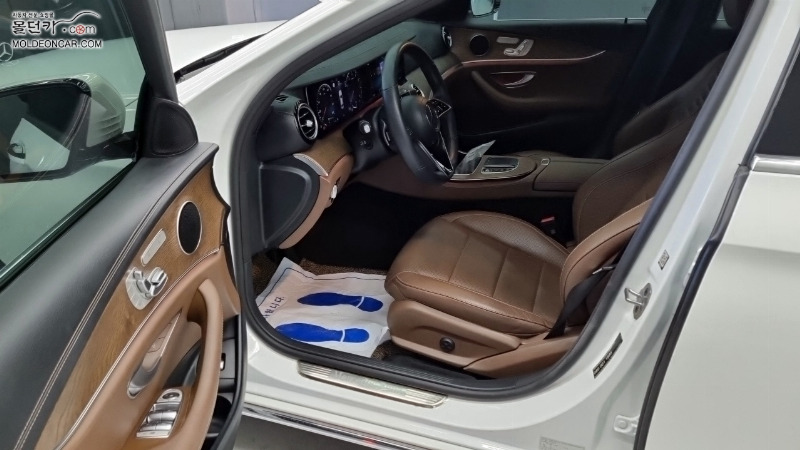 car Mercedes Benz E Class id61585 photo #9