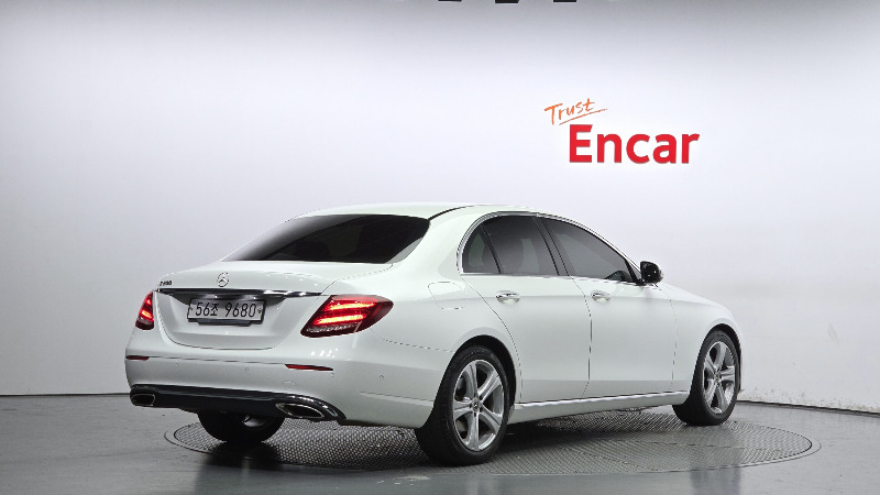 car Mercedes Benz E Class id61592 photo #2