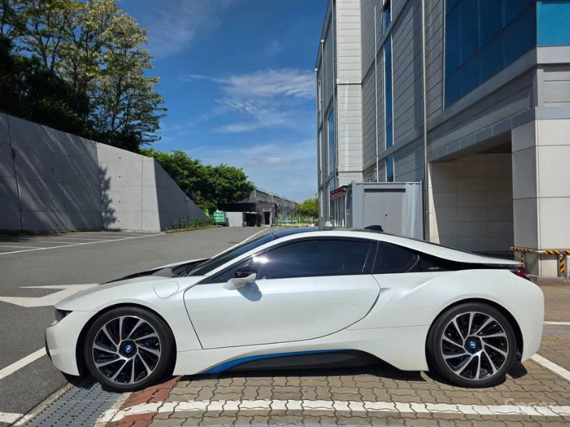 car BMW i8 id61681 photo #6