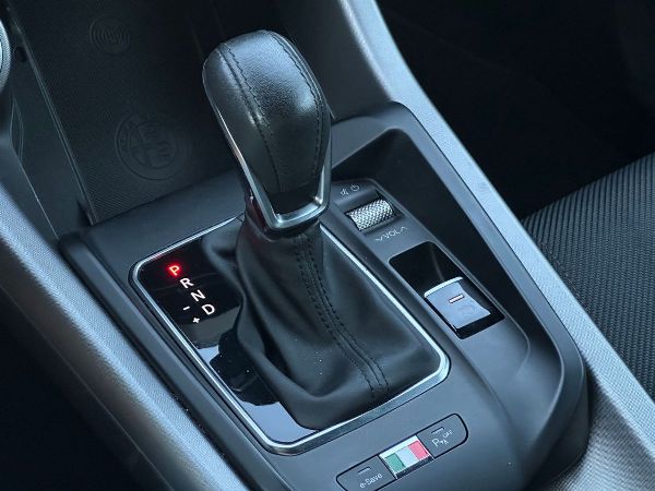 car Alfa Romeo Stelvio id61735 photo #14