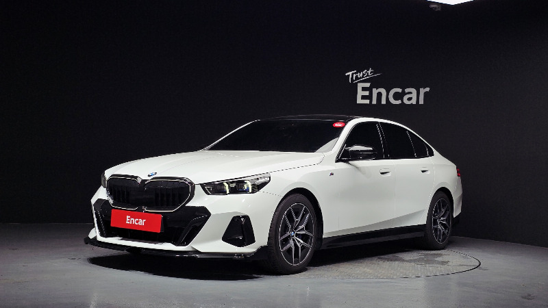 car BMW 5 Series id61803 main photo