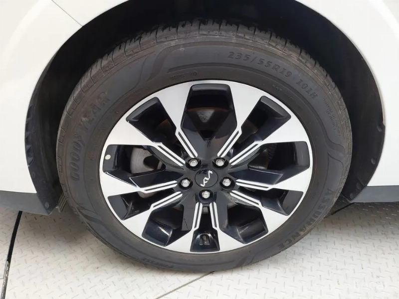 car KIA Carnival id61877 photo #5