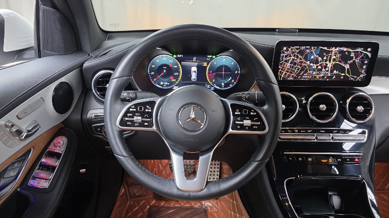 car Mercedes Benz GLC id62155 photo #14