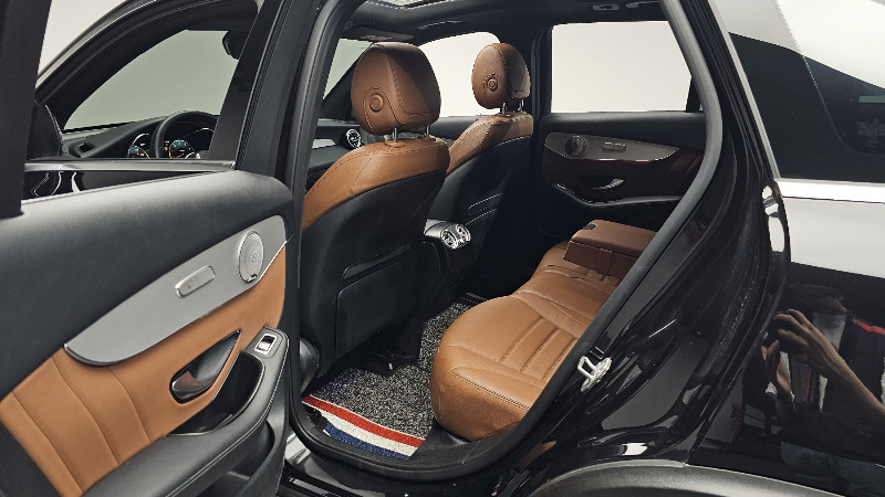 car Mercedes Benz GLC id62162 photo #11
