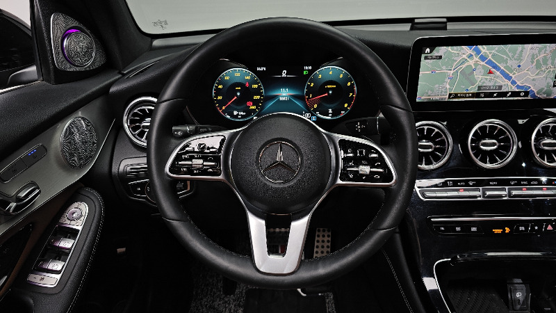 car Mercedes Benz GLC id62162 photo #12