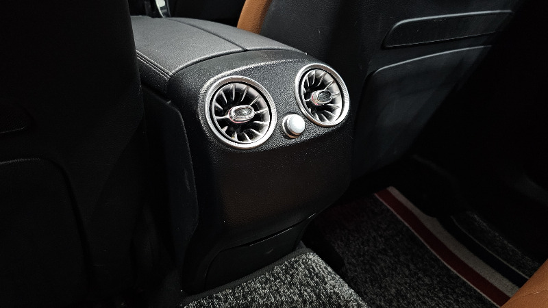 car Mercedes Benz GLC id62162 photo #35