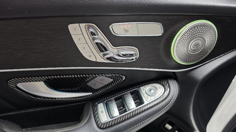 car Mercedes Benz GLC id62165 photo #28
