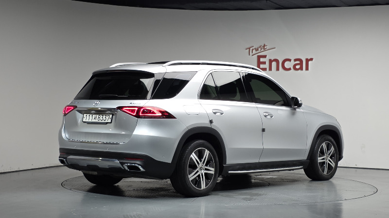car Mercedes Benz GLE id62264 photo #2