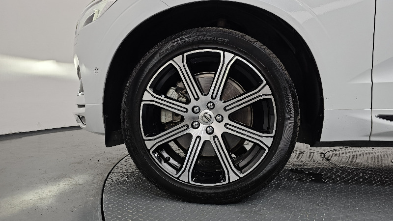 car Volvo XC60 id62300 photo #5