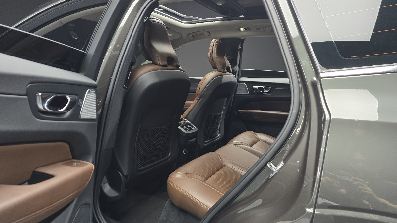 car Volvo XC60 id62302 photo #11