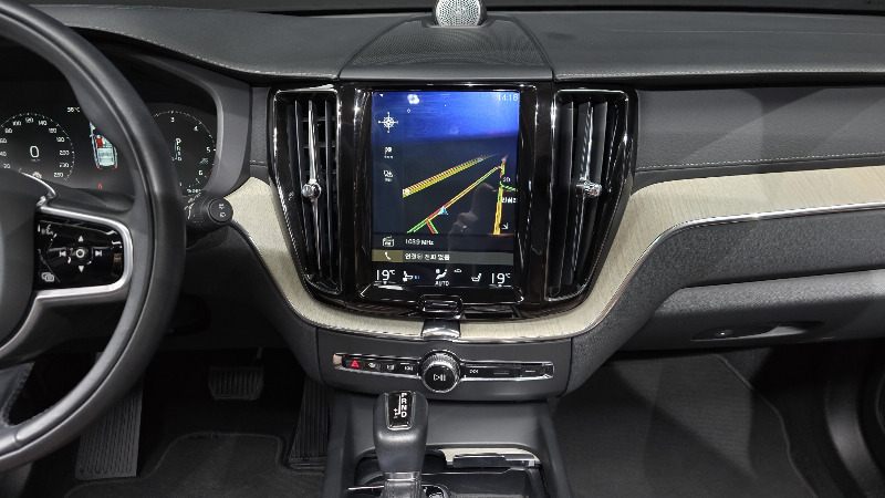 car Volvo XC60 id62302 photo #13
