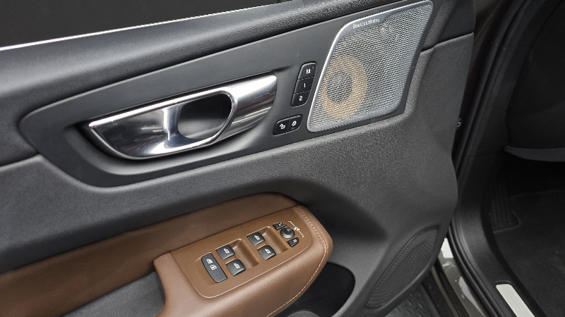 car Volvo XC60 id62302 photo #15